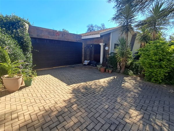 3 Bedroom House 3 Bedroom House