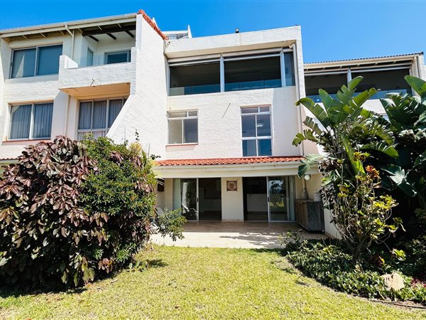 4 Bed Townhouse in Umhlanga Rocks