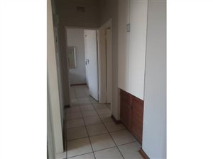 Apartment in New Redruth