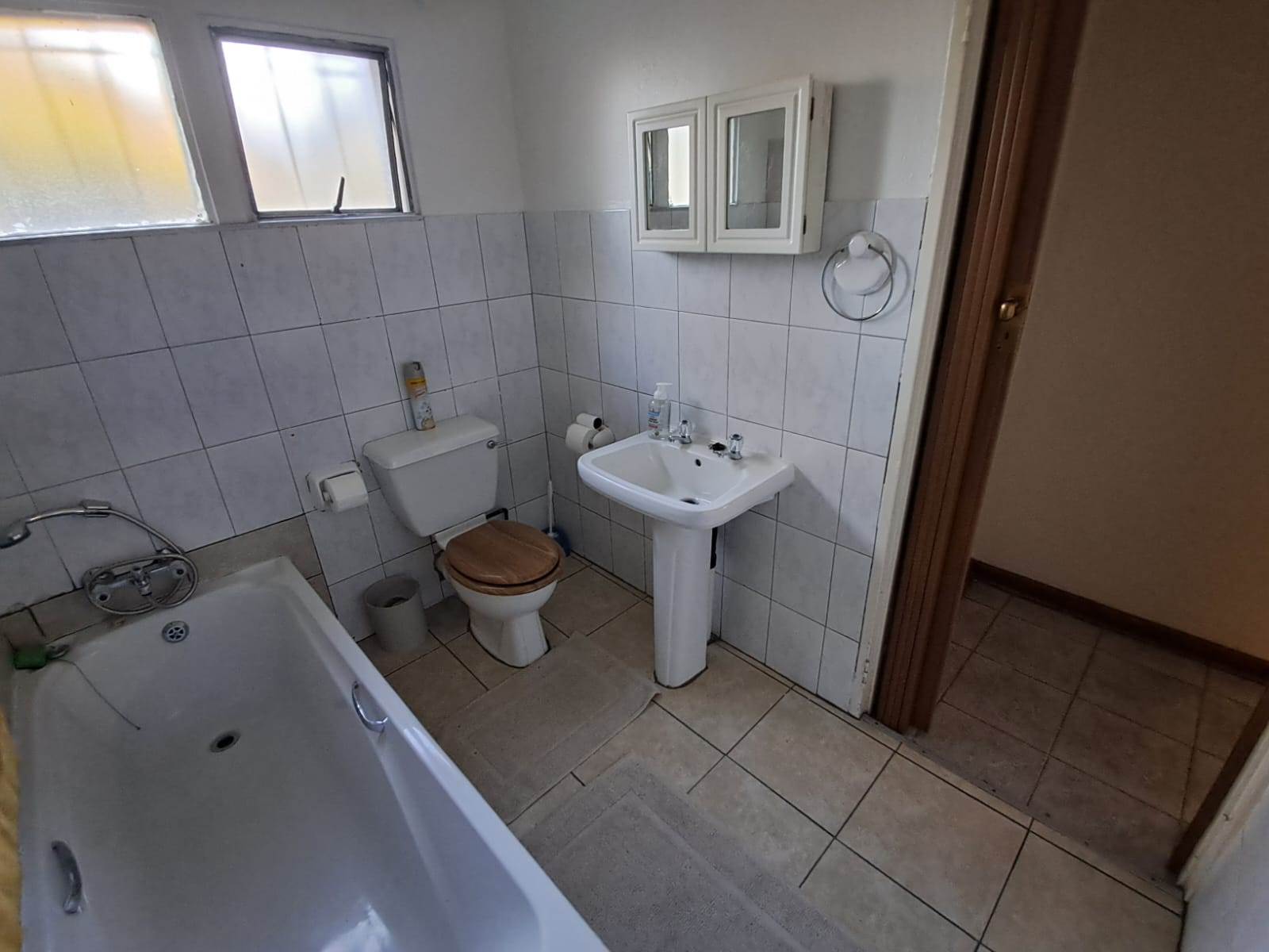 4 Bed Duplex in Piet Retief photo number 20