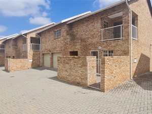 3 Bed House in Wierda Park