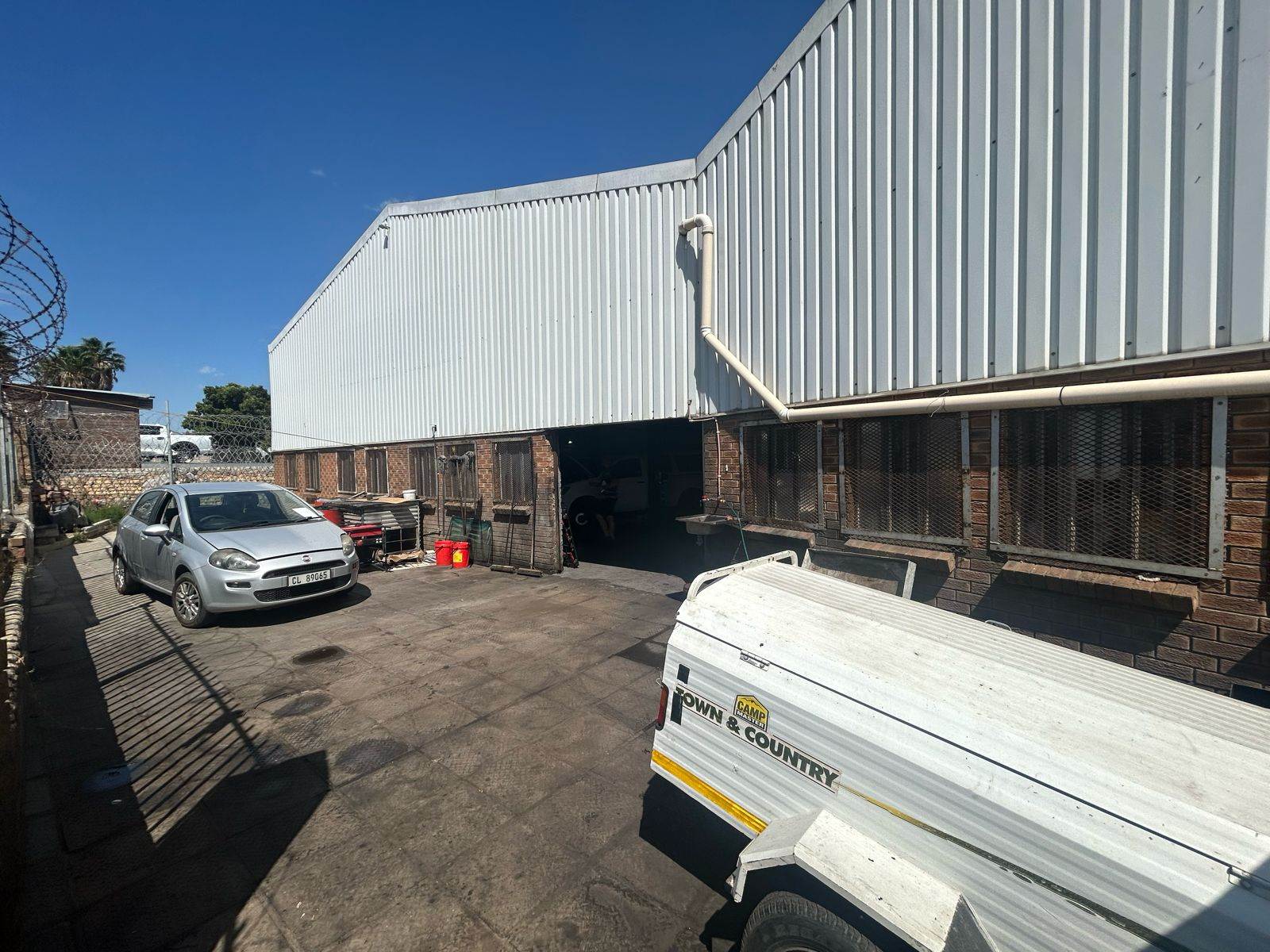 660  m² Industrial space in Brackenfell Central photo number 2