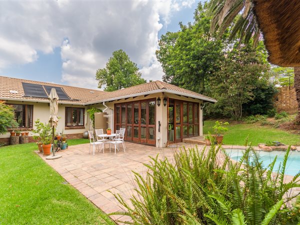 3 Bedroom House 3 Bedroom House