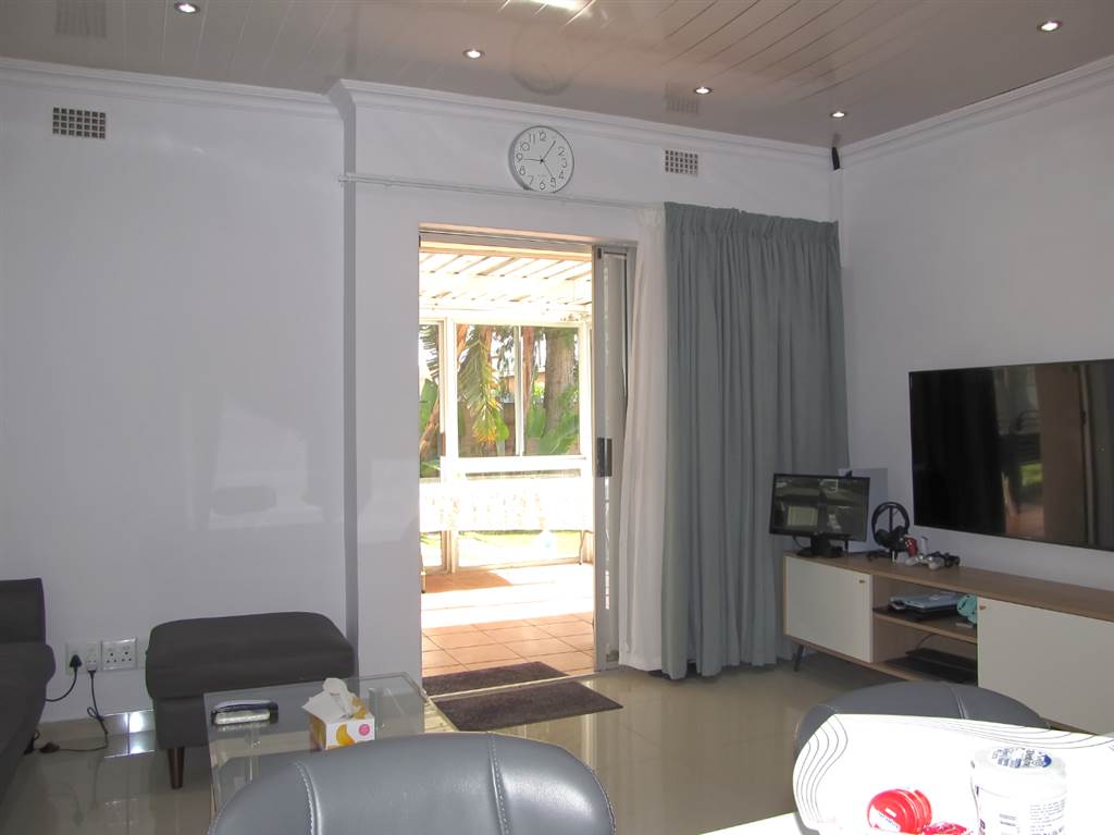 3 Bed House in Vasco Estate photo number 4