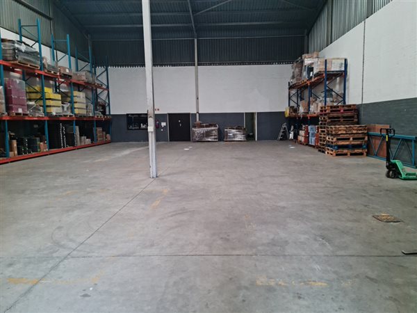 620  m² Industrial space