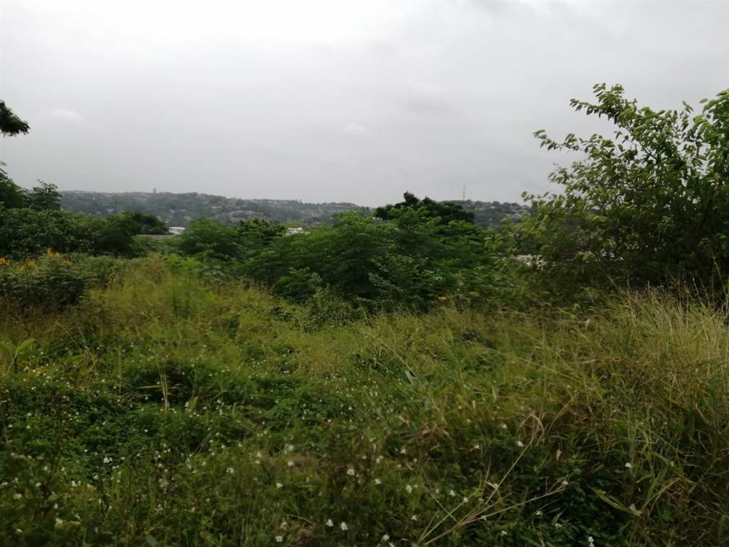 925 m² Land available in Greenwood Park photo number 4