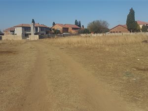 1350 m² Land available in Cultura Park