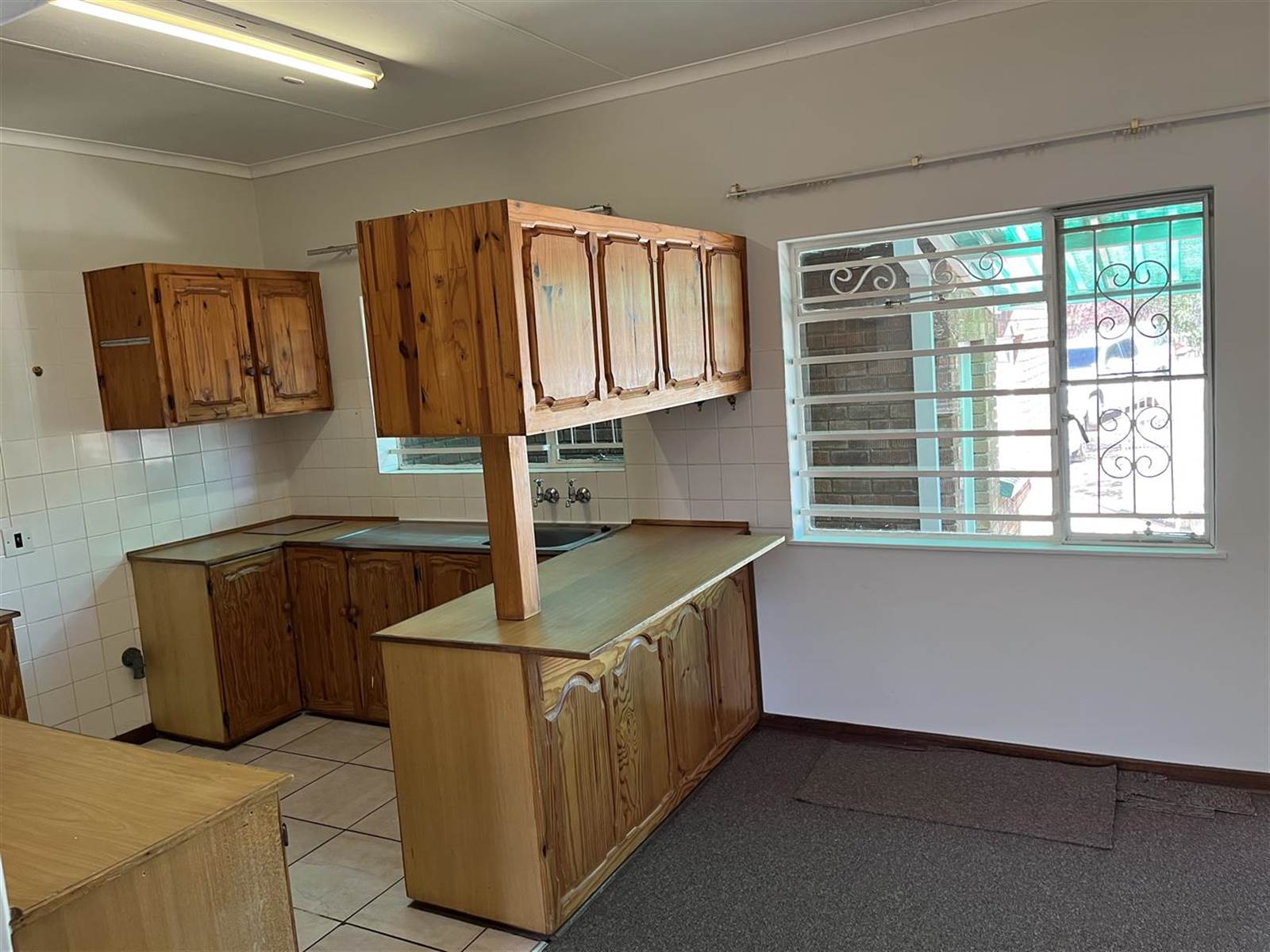 1 Bed House in Aliwal North photo number 10