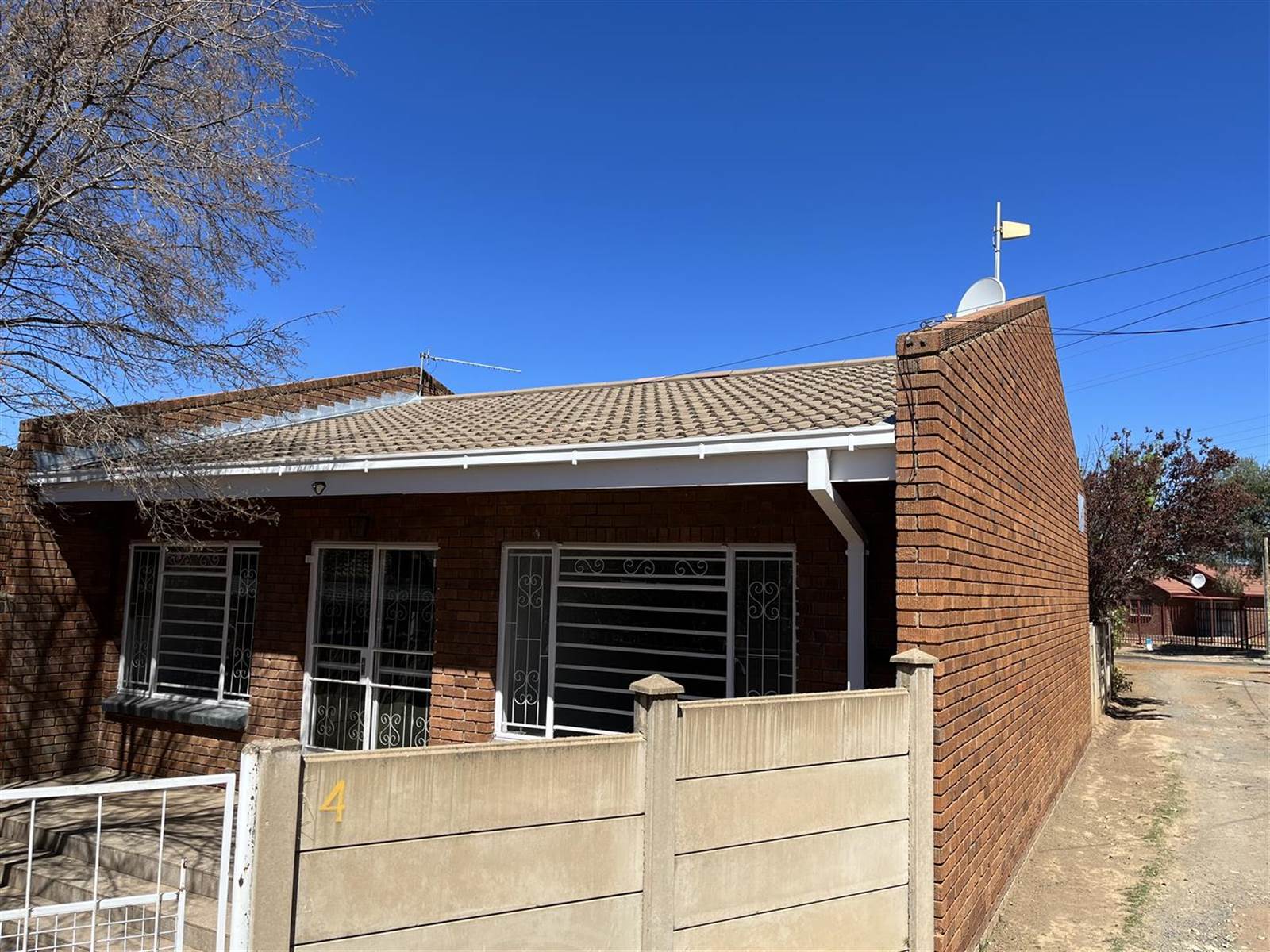 1 Bed House in Aliwal North photo number 29