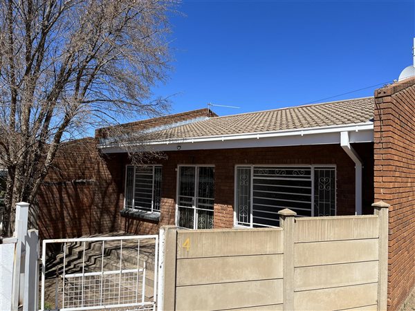 1 Bed House in Aliwal North