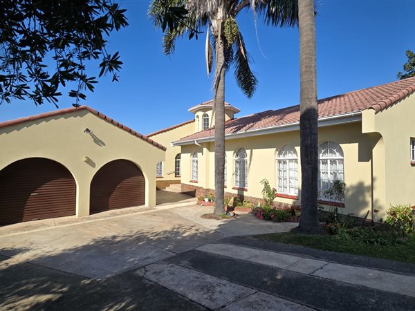 4 Bedroom House 4 Bedroom House
