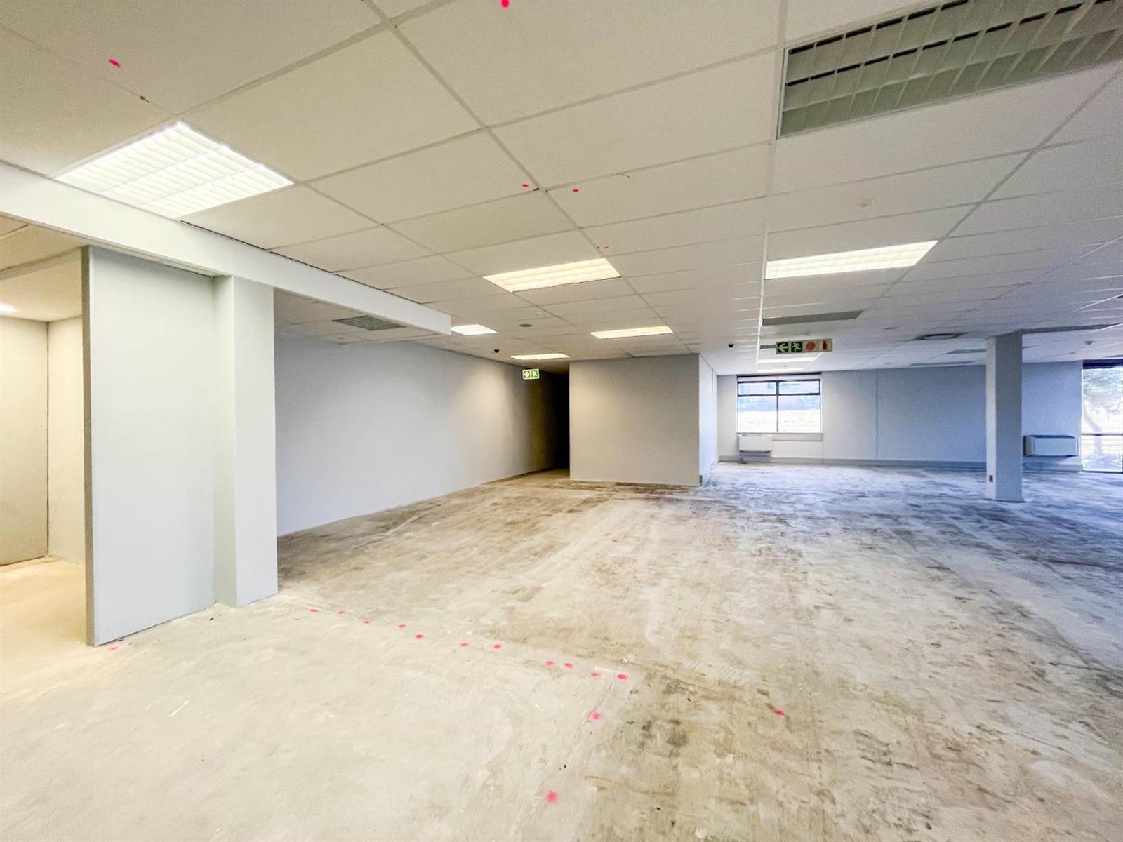 1023  m² Office Space in Plattekloof photo number 12
