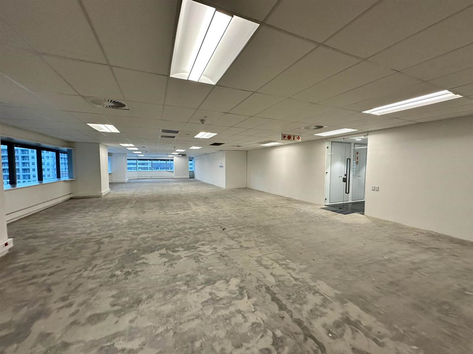 1259  m² Commercial space in Foreshore photo number 4