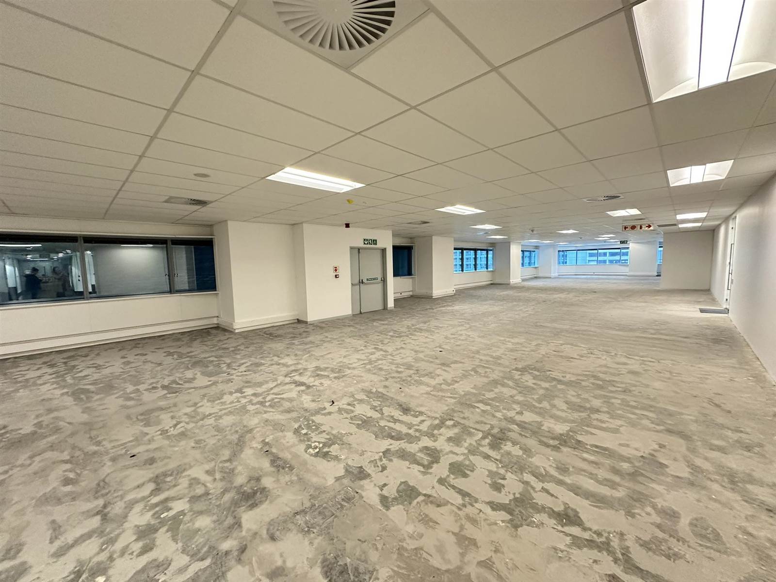 1259  m² Commercial space in Foreshore photo number 2