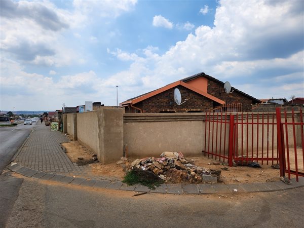 3 Bed House in Tembisa
