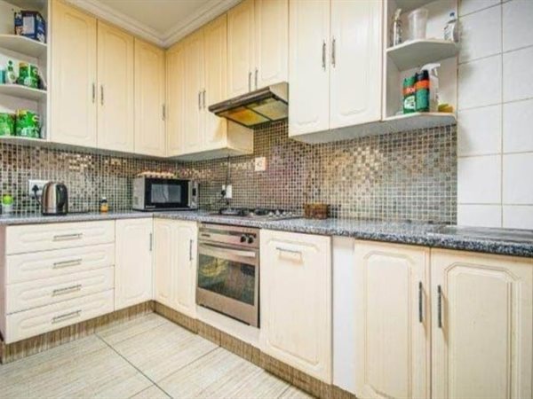 2 Bedroom Townhouse