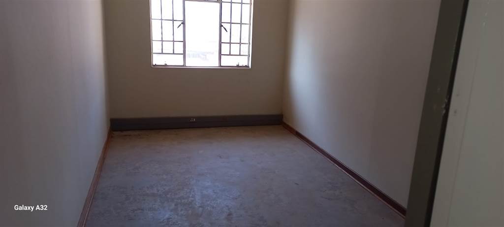 900  m² Commercial space in Louis Trichardt photo number 13