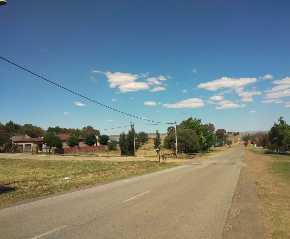 1280 m² Land available in Marquard photo number 2