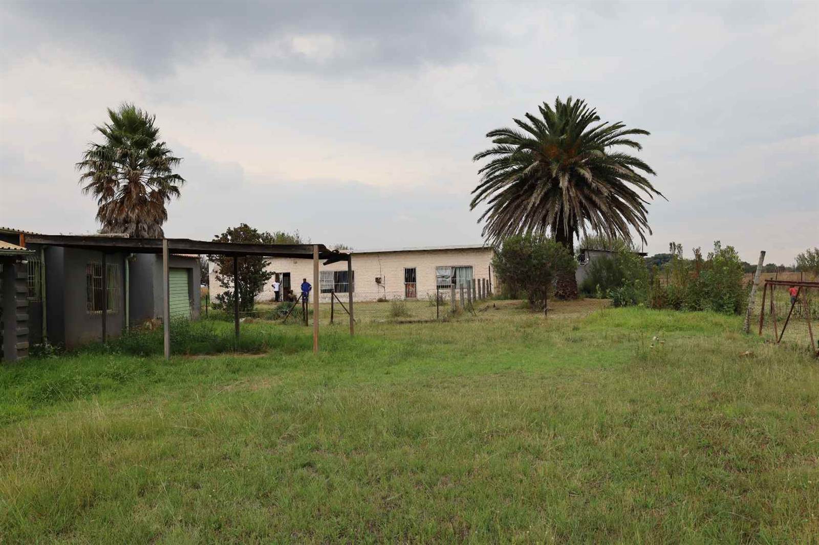 2.2 ha Farm in Delmas photo number 3