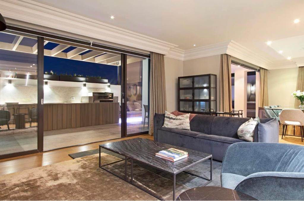 4 Bed Townhouse in Fresnaye photo number 5