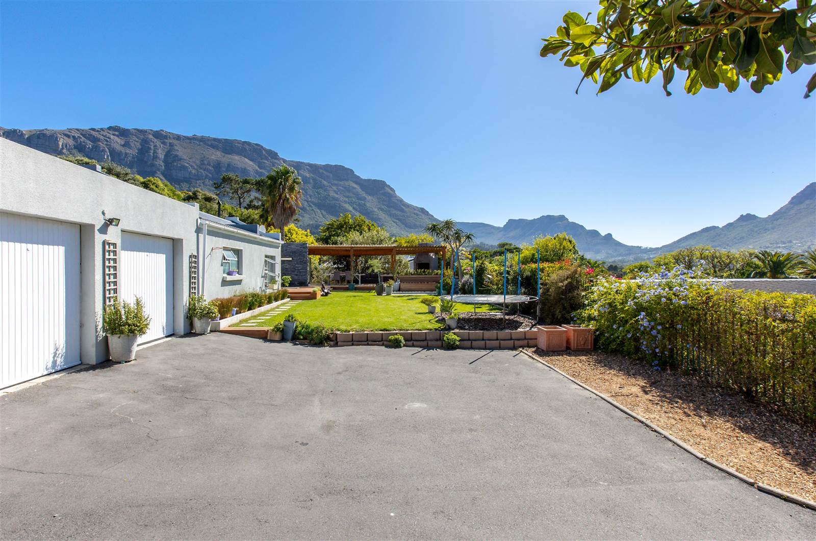 5 Bed House in Hout Bay and surrounds photo number 5