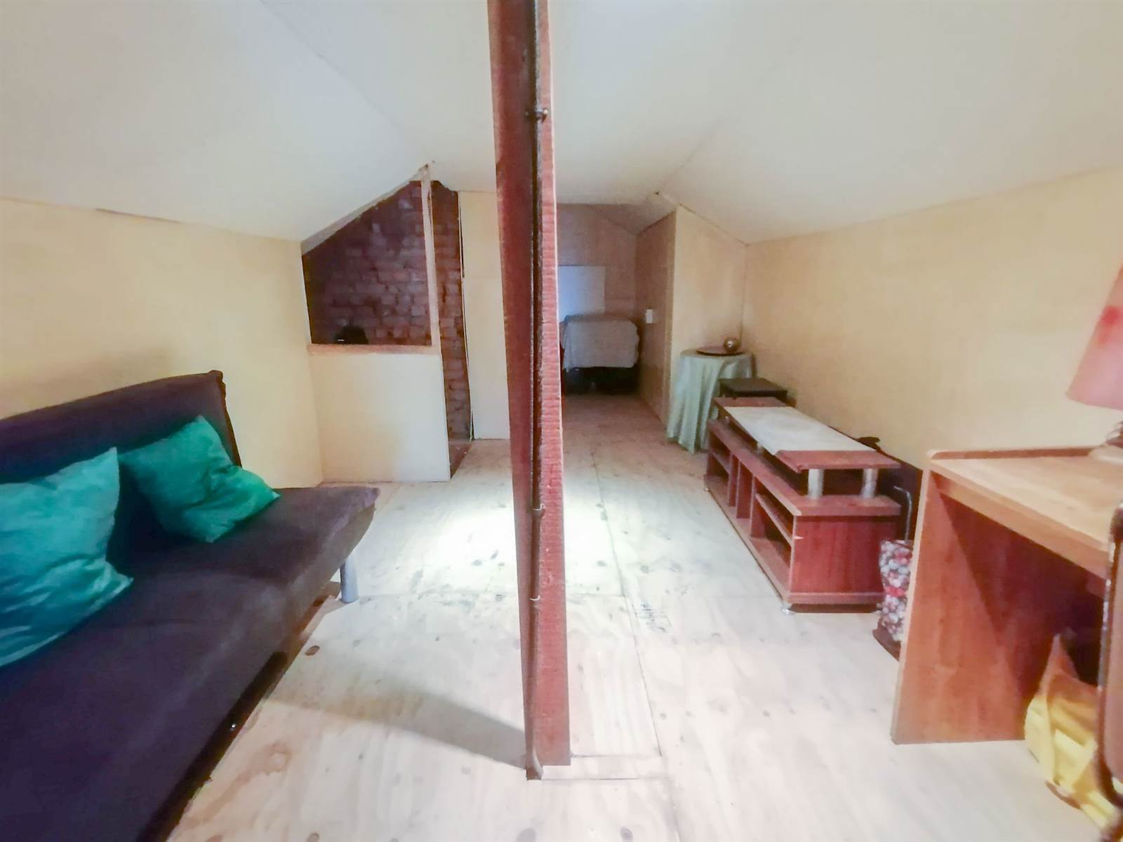4 Bed House in Oudtshoorn photo number 19