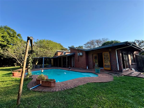 4 Bedroom House 4 Bedroom House