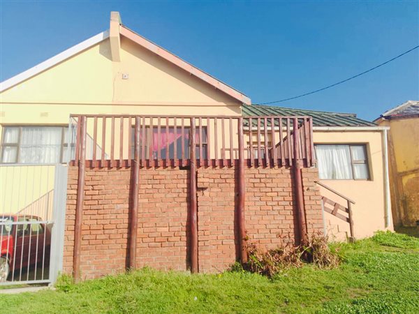 3 Bedroom House 3 Bedroom House