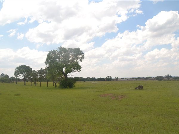 7650 m² Land available in Carletonville