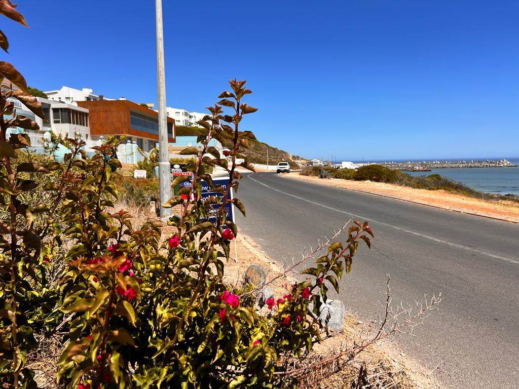 659 m² Land available in Yzerfontein photo number 12