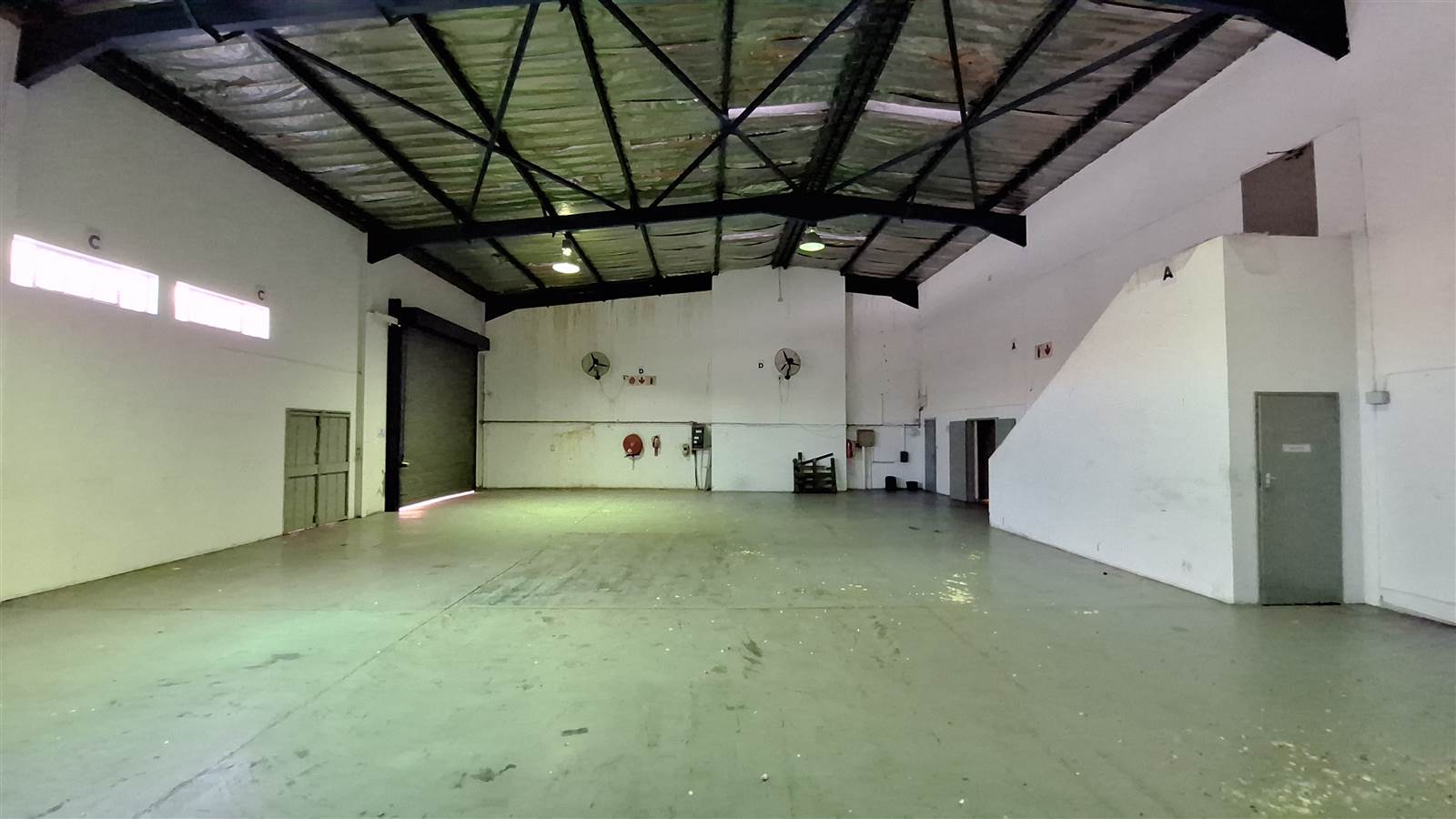 571  m² Industrial space in Eastgate photo number 7
