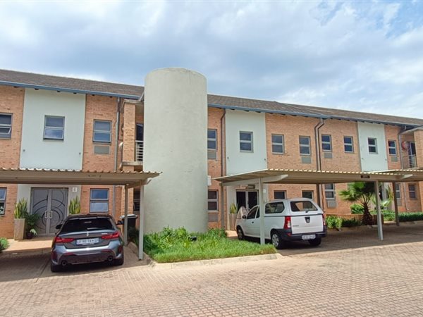 59  m² Commercial space in Silver Lakes