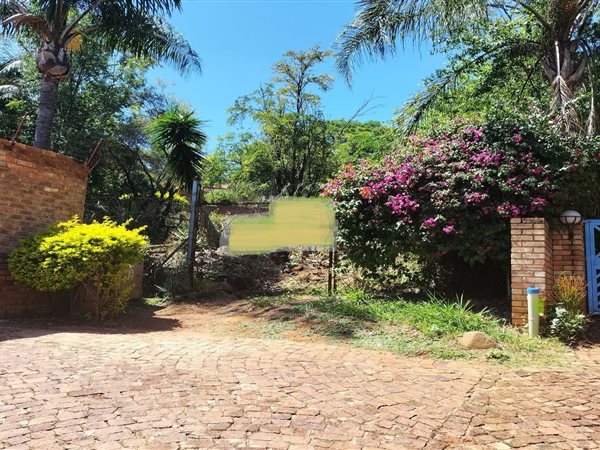 1146 m² Land available in Faerie Glen