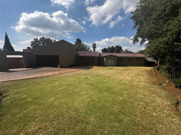 4 Bed House in Isandovale