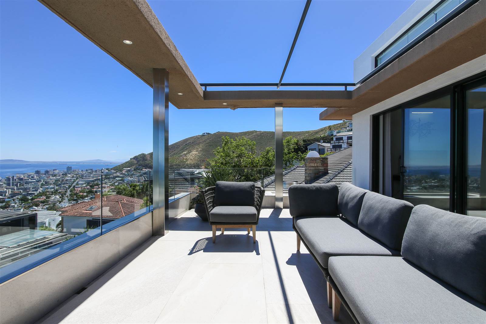 5 Bed House in Fresnaye photo number 25