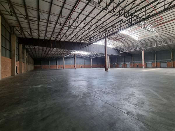 8 617  m² Industrial space