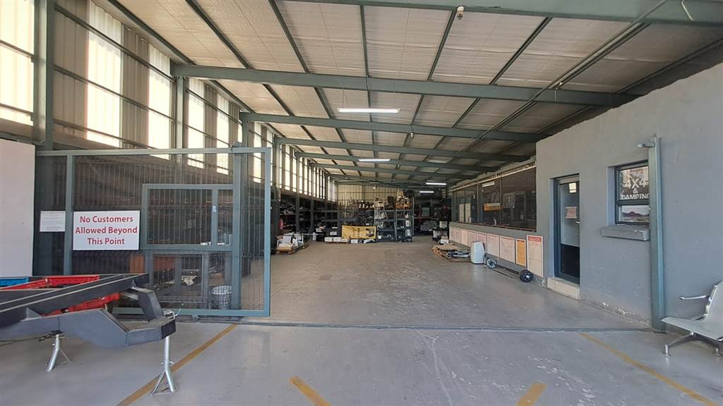 1700  m² Industrial space in Silverton photo number 7