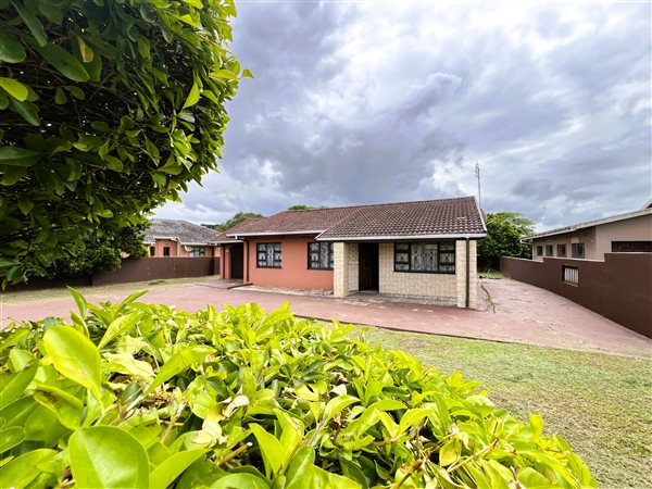 3 Bedroom House 3 Bedroom House