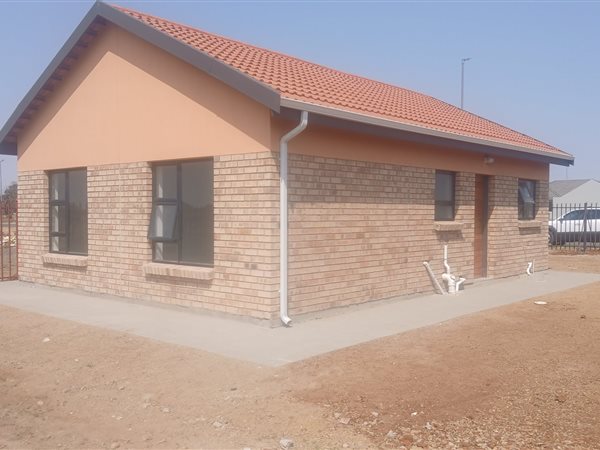 2 Bedroom House 2 Bedroom House