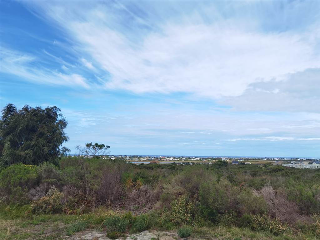7731 m² Land available in Bettys Bay photo number 5