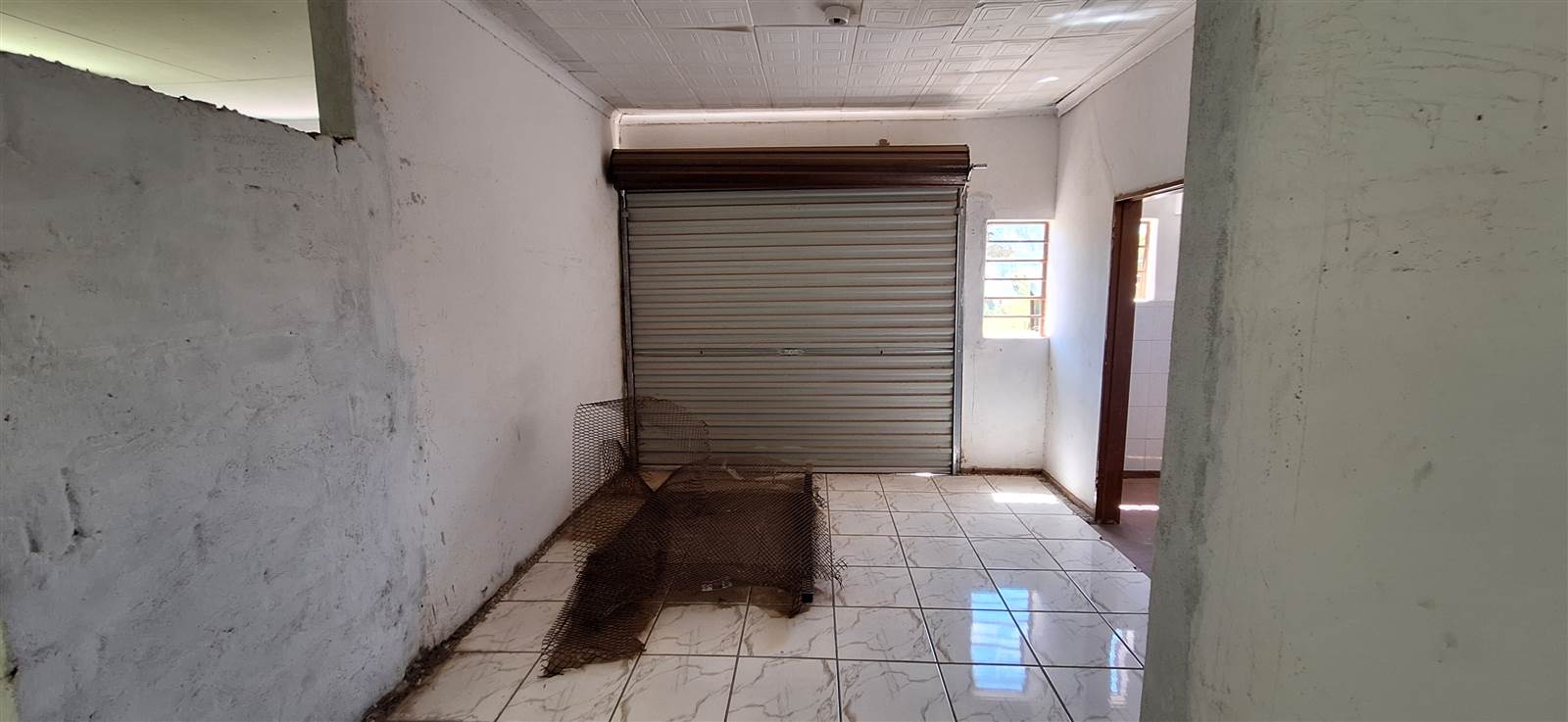 350  m² Commercial space in Botshabelo photo number 13
