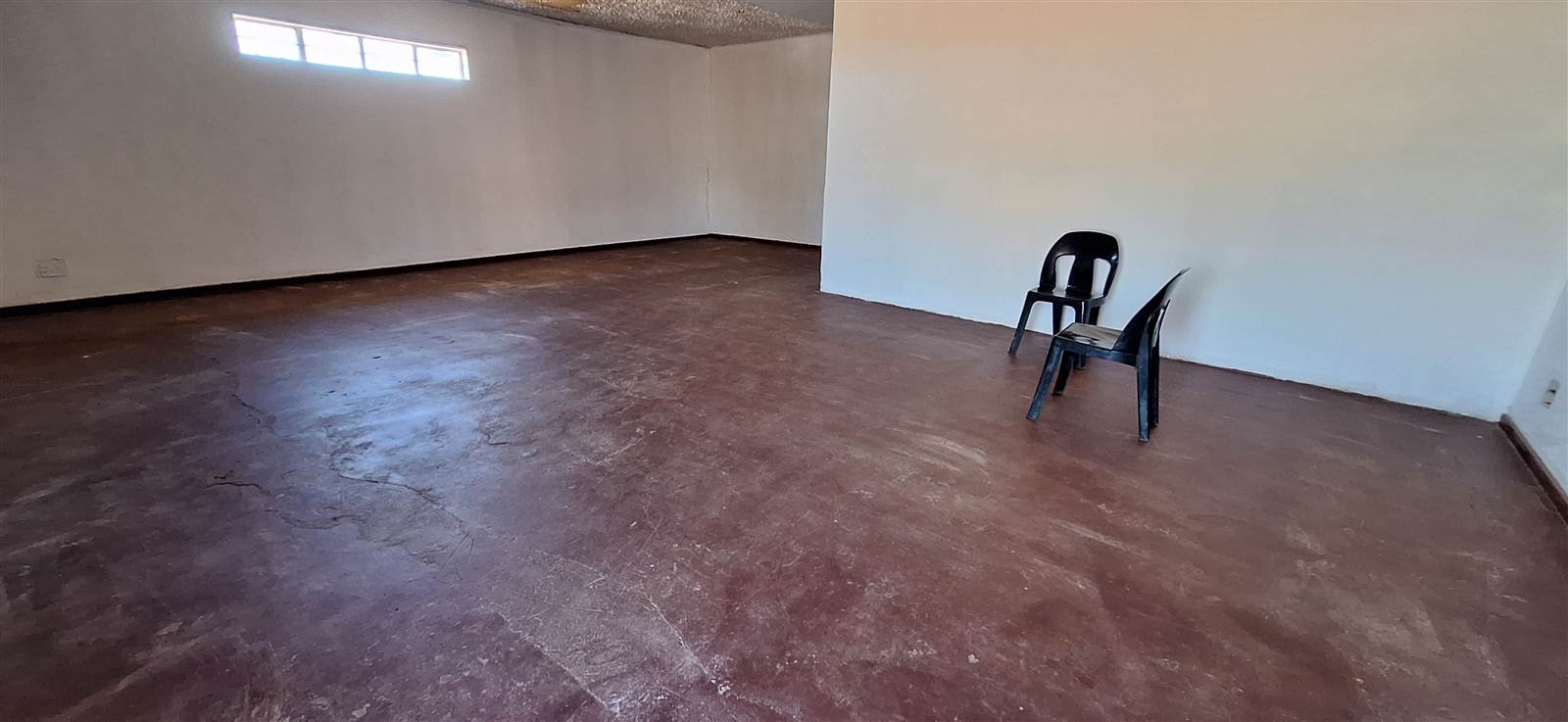 350  m² Commercial space in Botshabelo photo number 5