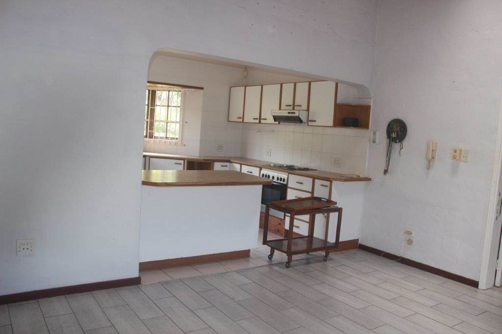 3 Bed Townhouse in Umtentweni photo number 15