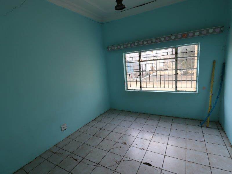 3 Bed House in Estoire photo number 16