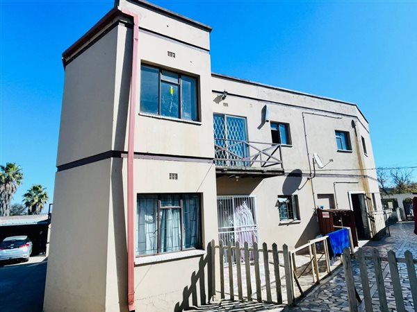 3 Bedroom House 3 Bedroom House