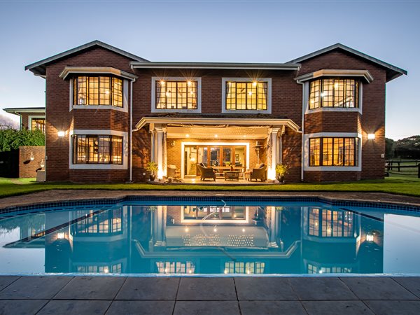 6 Bedroom House 6 Bedroom House
