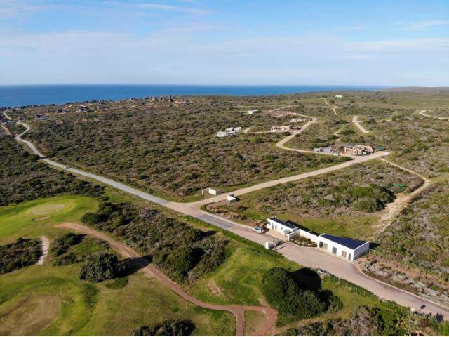 781 m² Land available in Stilbaai photo number 2