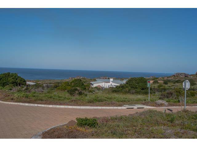 781 m² Land available in Stilbaai photo number 4
