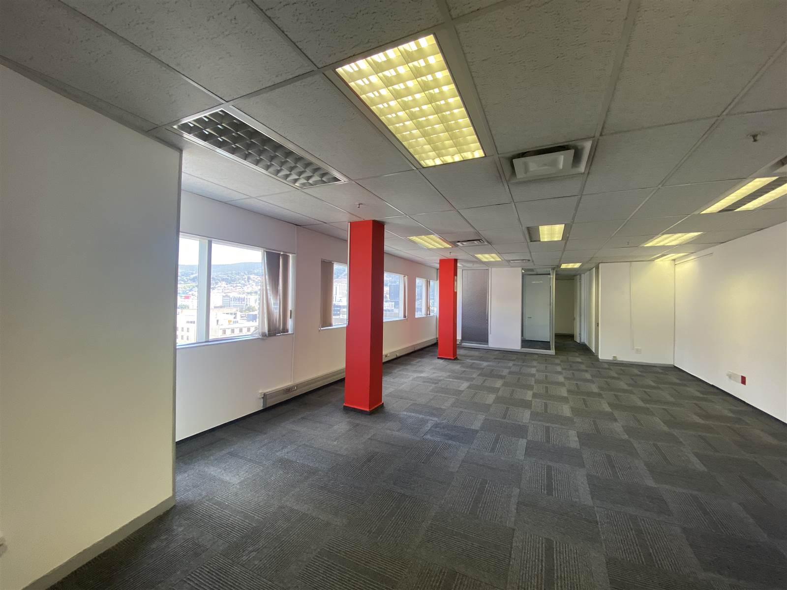 109  m² Commercial space in Cape Town City Centre photo number 5