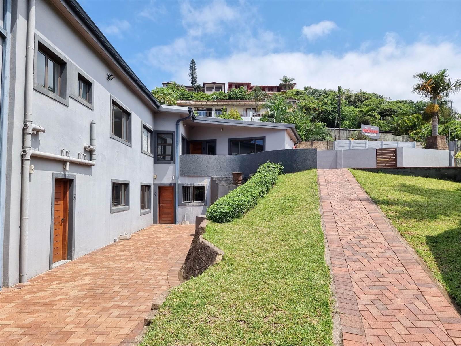 13 Bed House in Ballito photo number 18